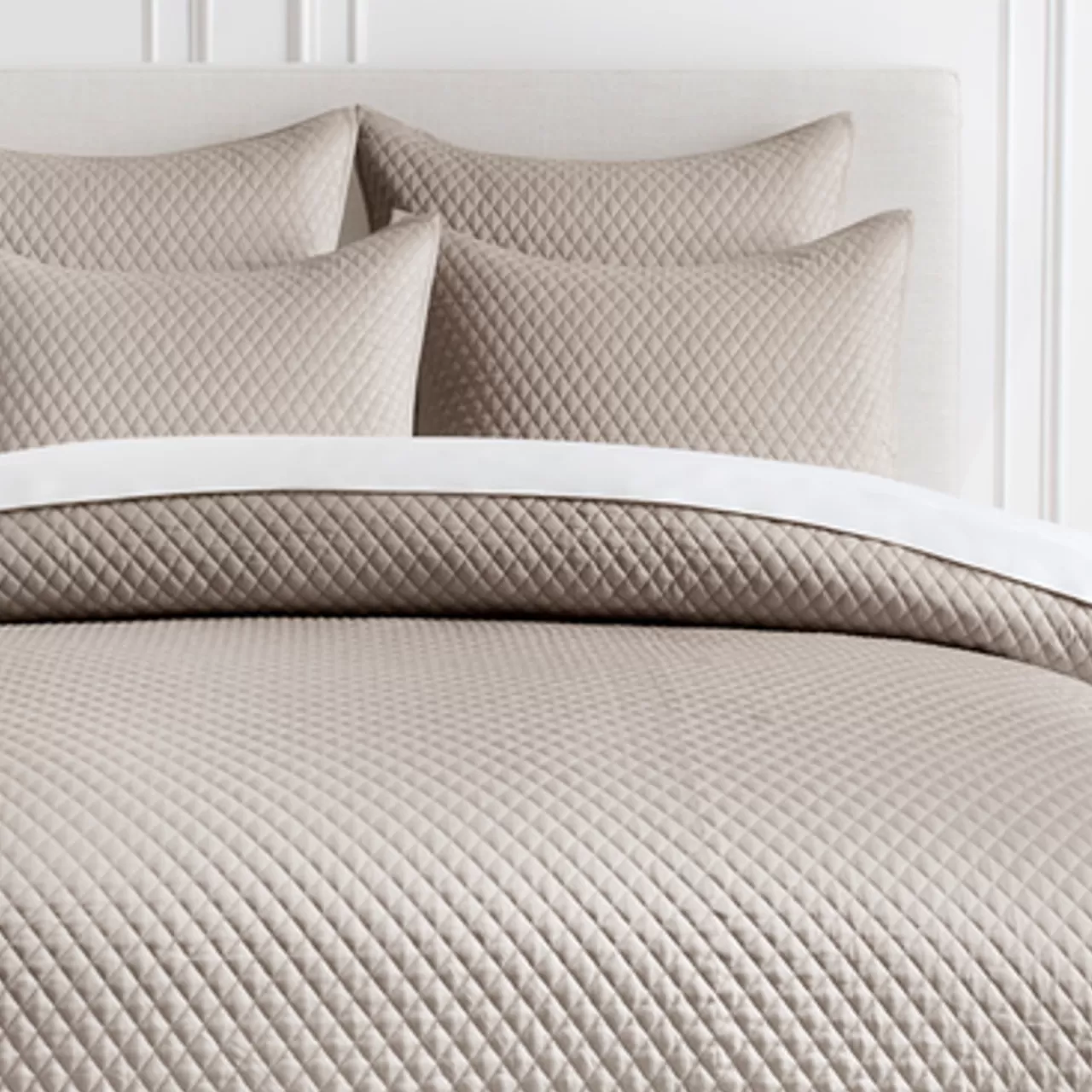 Z Gallerie Avalon Bedding - Sand> Textured Bedding | Solid Bedding