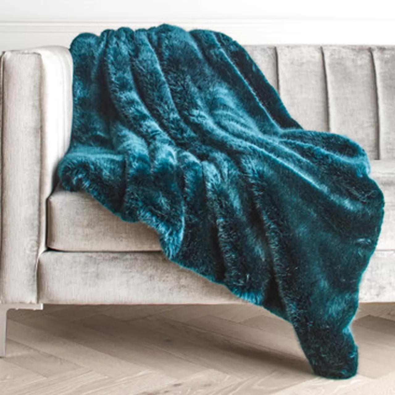 Z Gallerie Bijou Throw - Cerulean> Solid Throws | Textile Sale