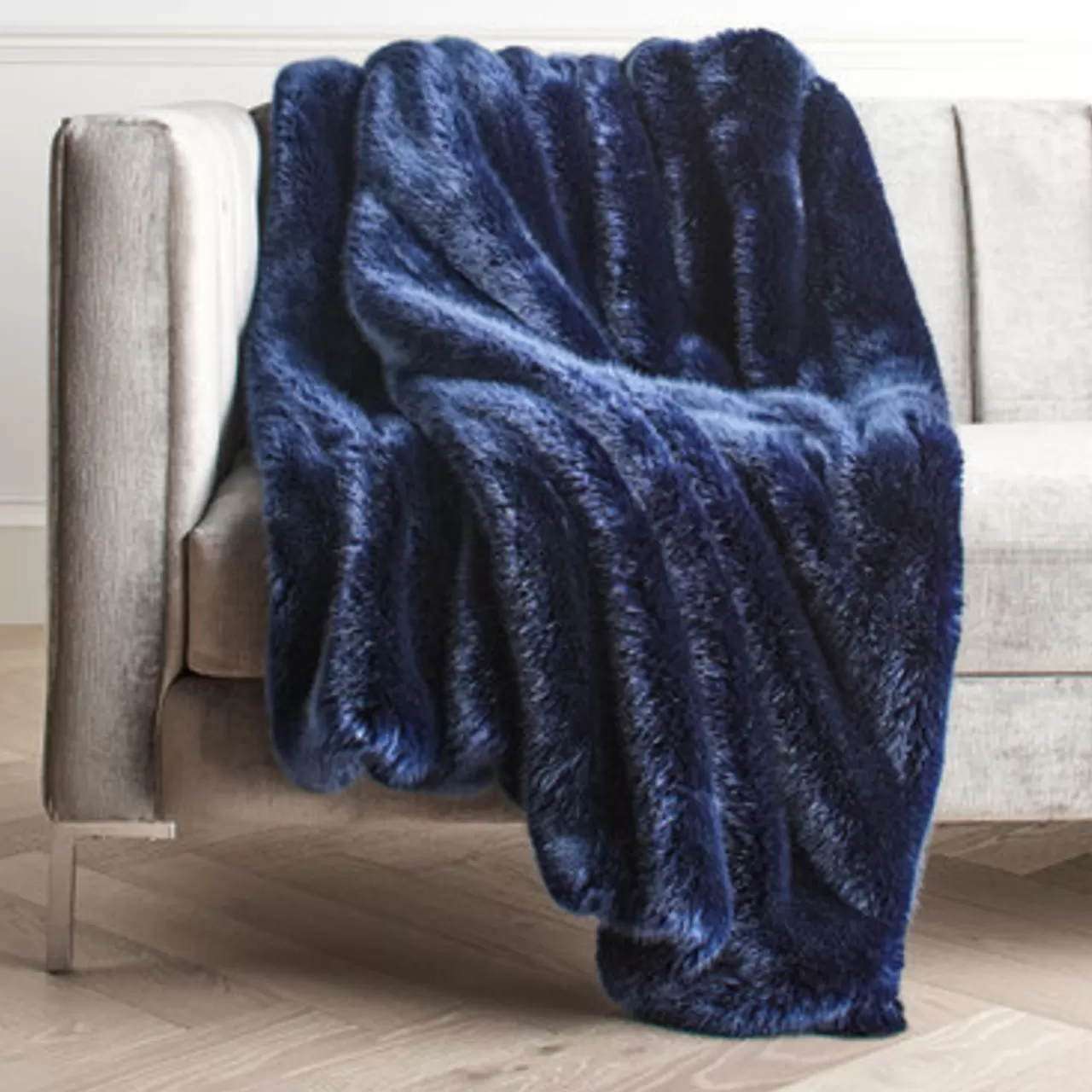 Z Gallerie Bijou Throw - Sapphire> Solid Throws | Textile Sale