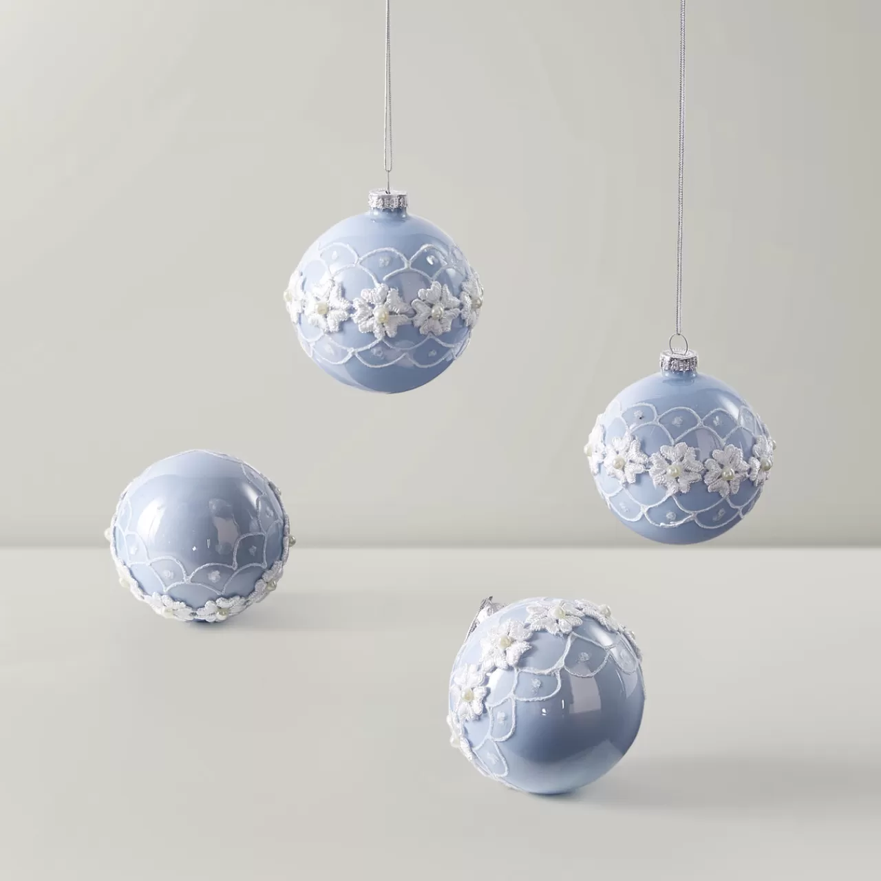 Z Gallerie 3D Floral Ornament - Set of 4> Ornaments | Décor Sale