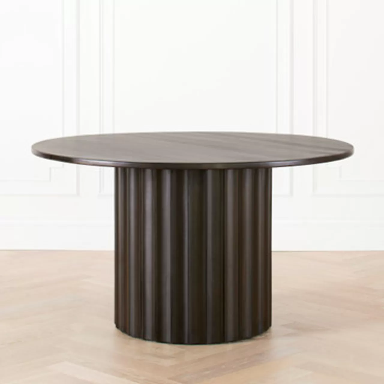 Z Gallerie Dahlia Dining Table> Round & Oval Table