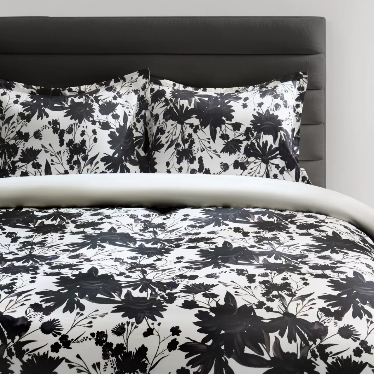 Z Gallerie Flora Bedding Set - Black/White> Printed Bedding | Duvets Covers & Shams