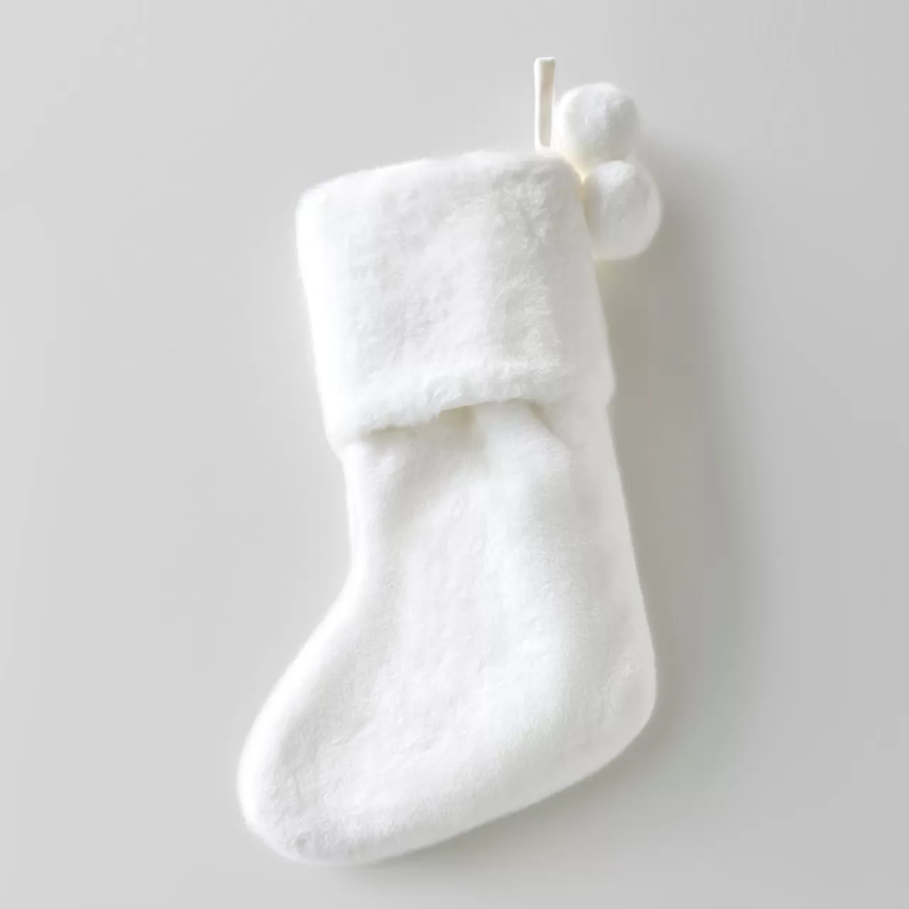 Z Gallerie Fur Stocking - White> Stockings & Tree Skirts | Décor