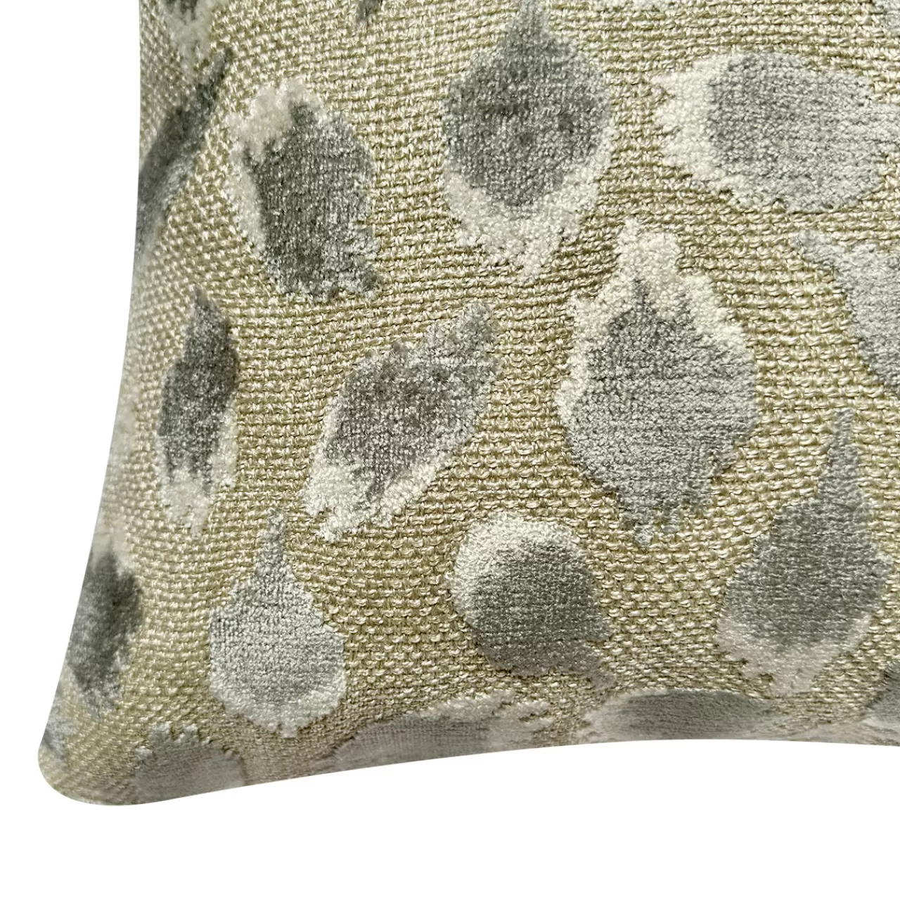 Z Gallerie Gianna Pillow 22" - Grey/Ivory> Textile Sale | Patterned Pillows