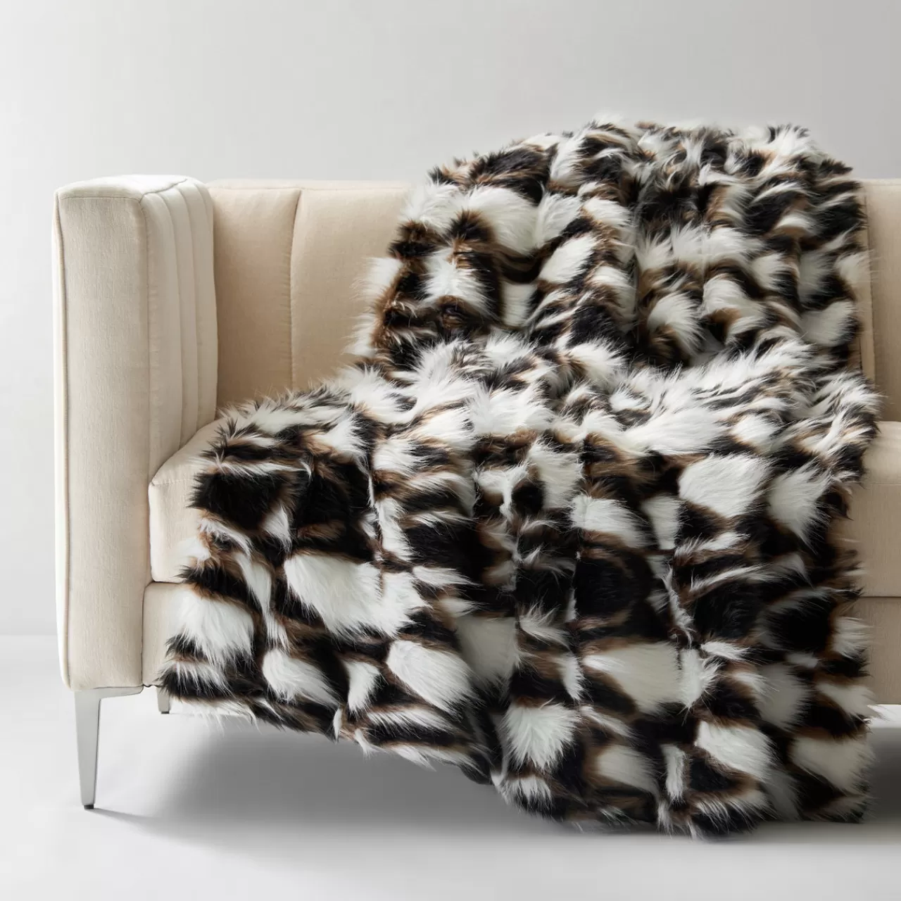 Z Gallerie Neve Throw 50" x 60"> Patterned Throws | Textile Sale