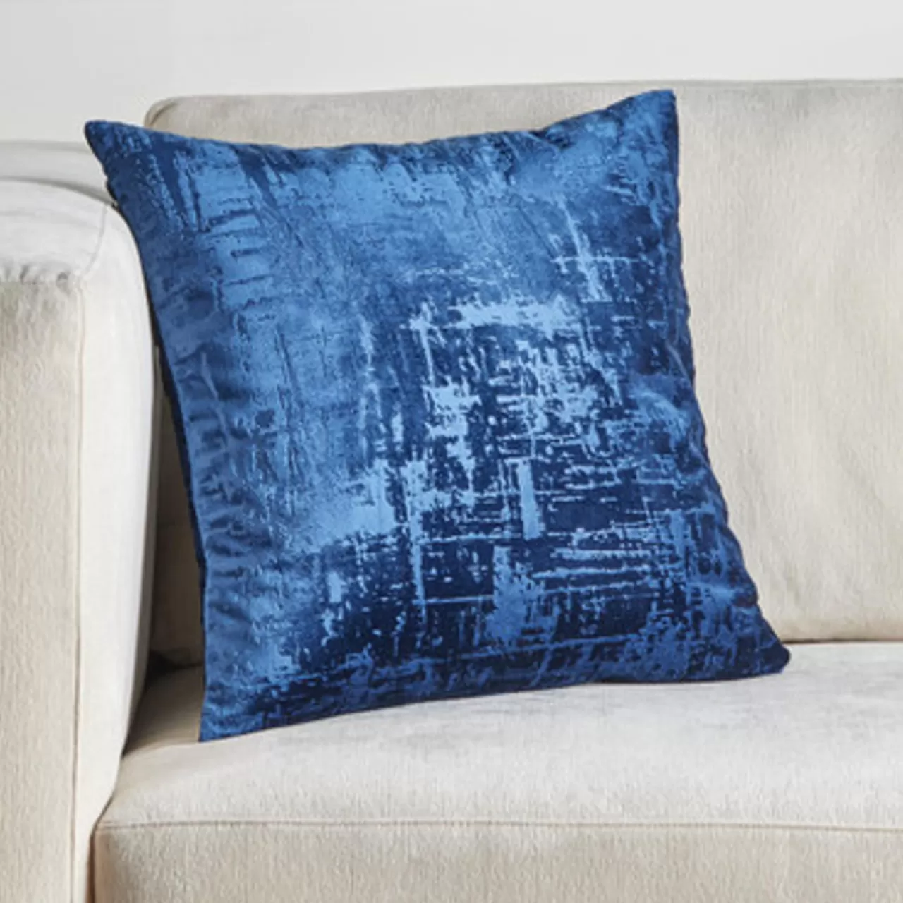 Z Gallerie Odeon Pillow 20" - Sapphire> Textile Sale | Solid Pillows