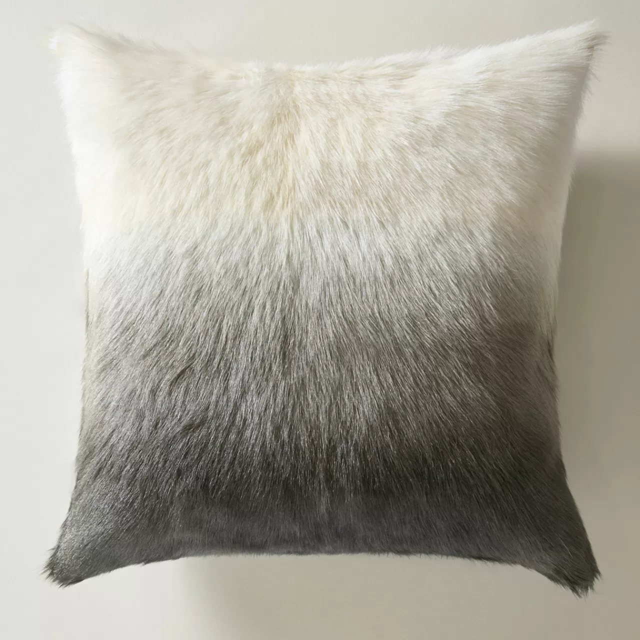 Z Gallerie Ombre Fur Pillow 22"> Textile Sale | New Pillows