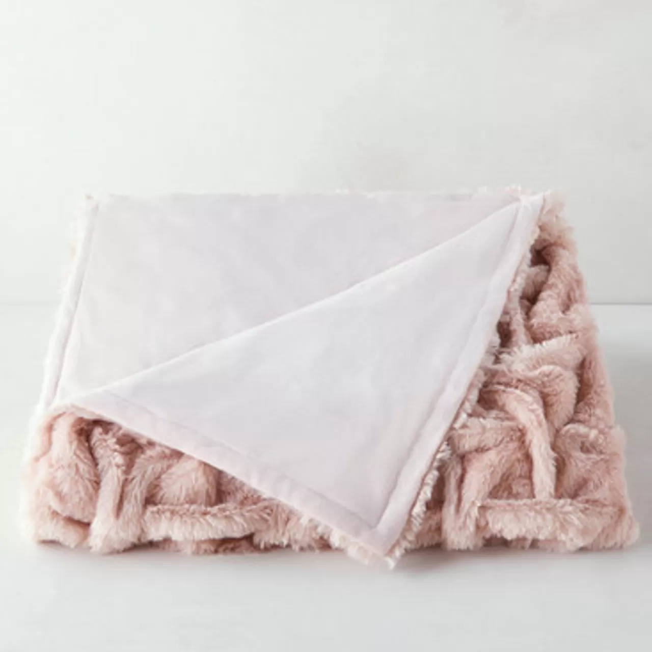 Z Gallerie Oslo Throw - Blush> Solid Throws | Textile Sale