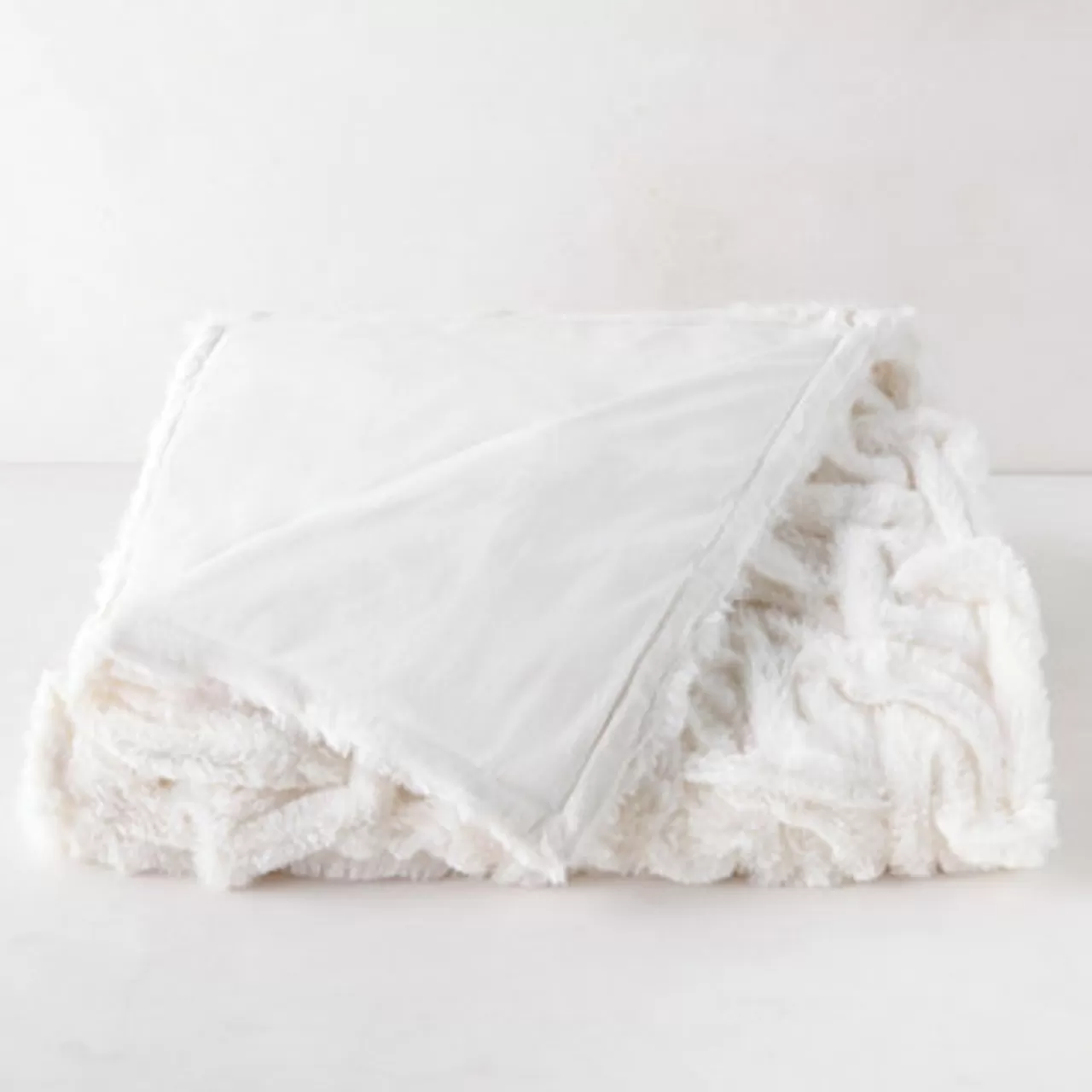 Z Gallerie Oslo Throw - White> Solid Throws | Textile Sale