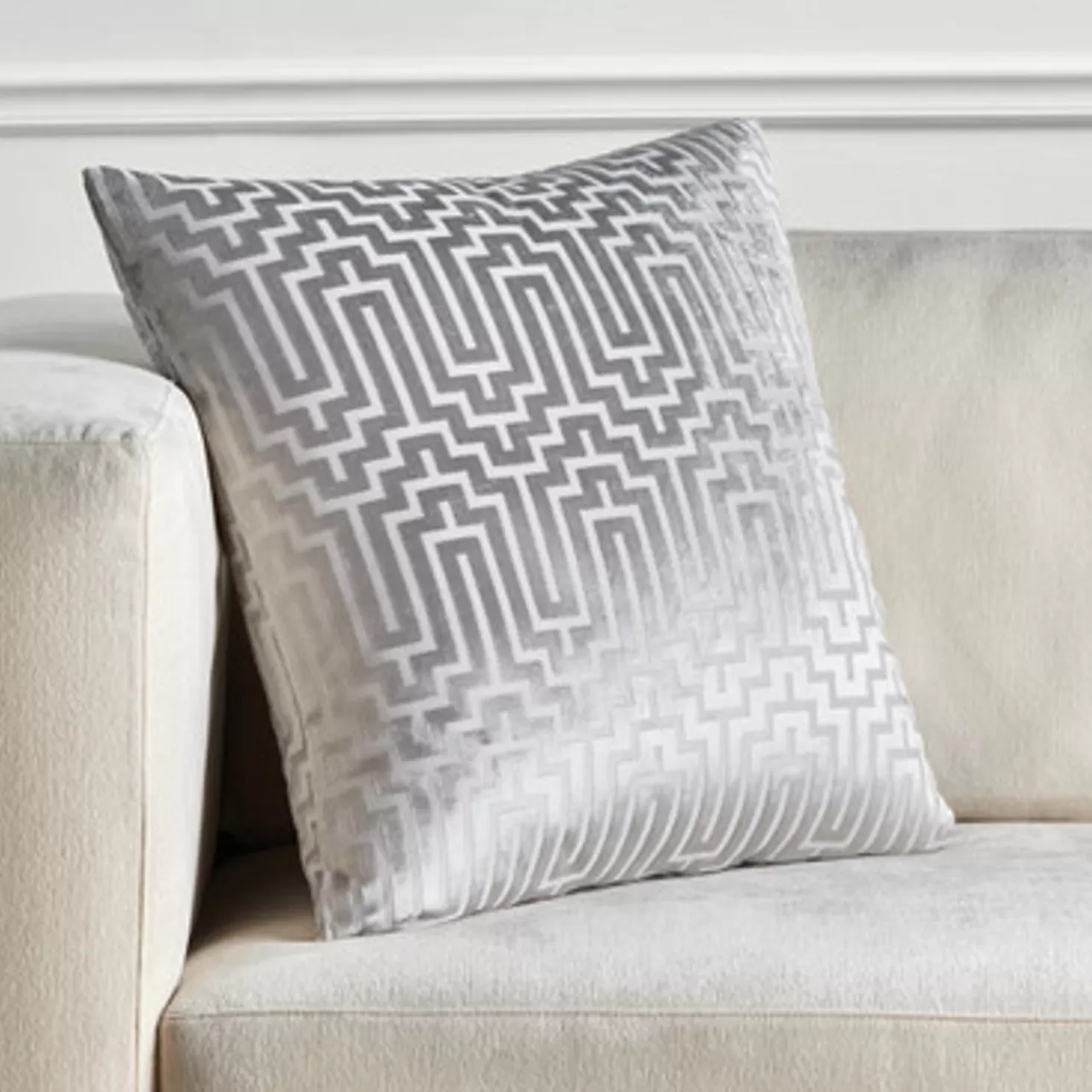 Z Gallerie Porter Pillow 24" - Grey> Textile Sale | Solid Pillows