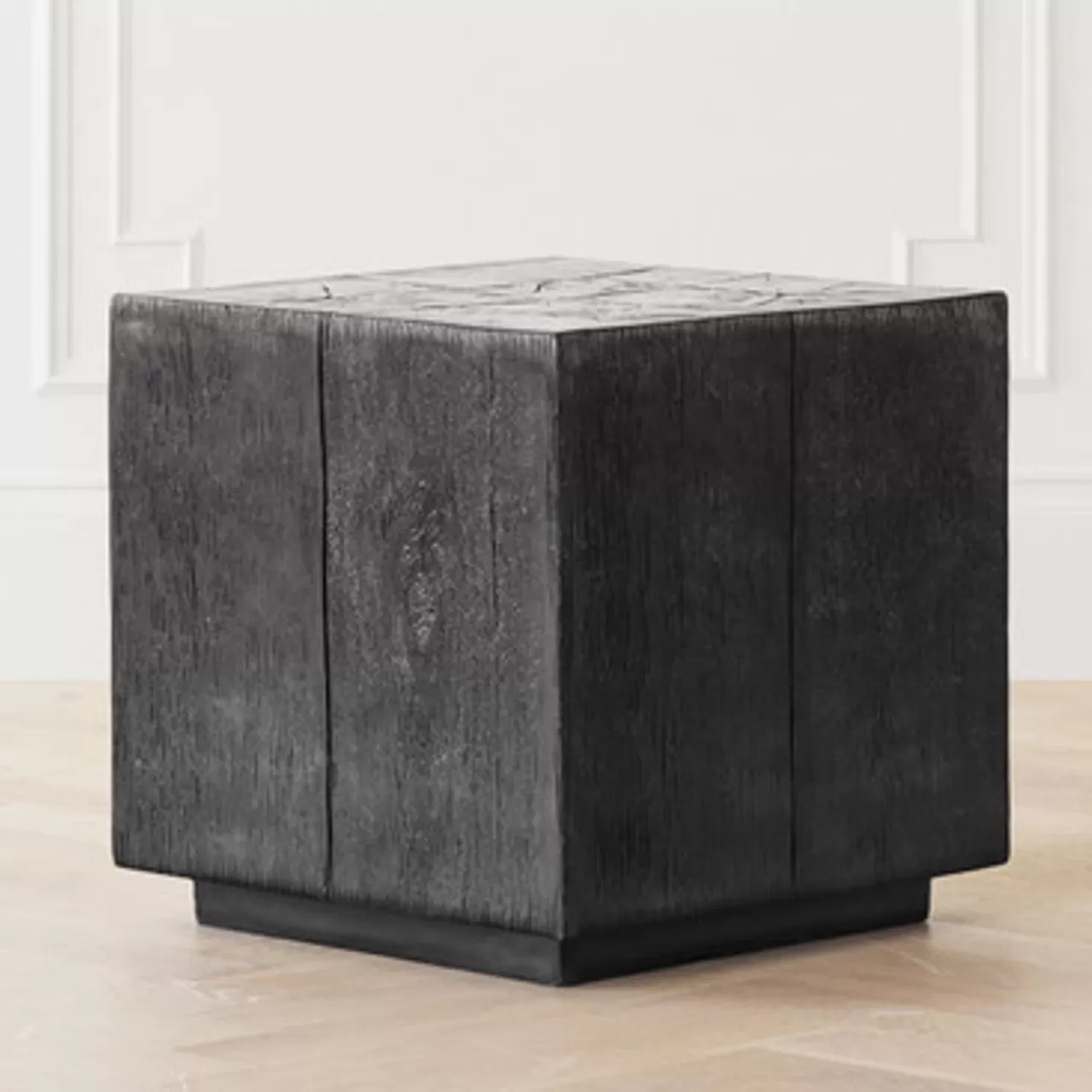 Z Gallerie Timber End Table> Side Tables