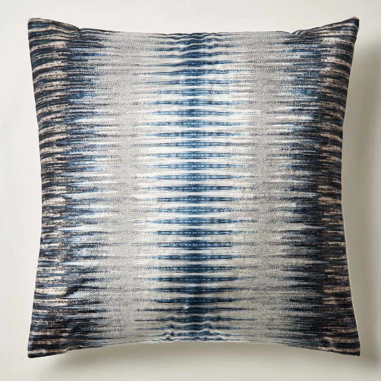 Z Gallerie Zaid Pillow 22"> Textile Sale | Patterned Pillows